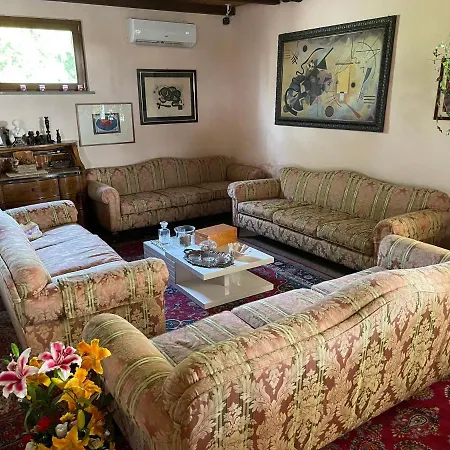 مزرعة للإقامة Fattoria Raffaelli